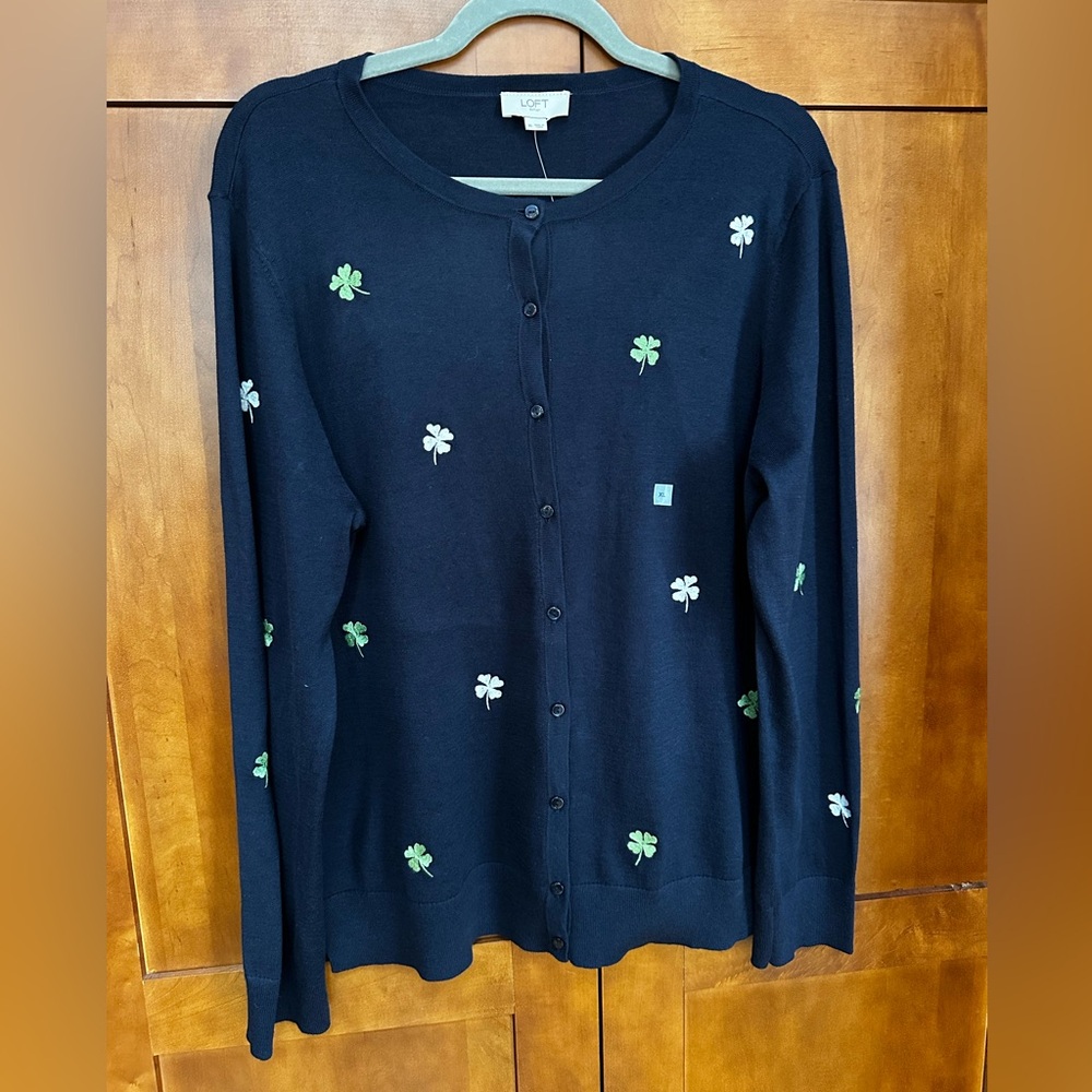 Loft outlet St Patrick’s navy blue cardigan XL Lucky Shamrocks green and white